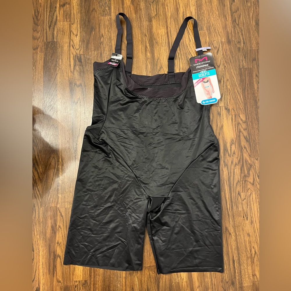 NWT Maidenform shape wear XXL sculpting and cooling